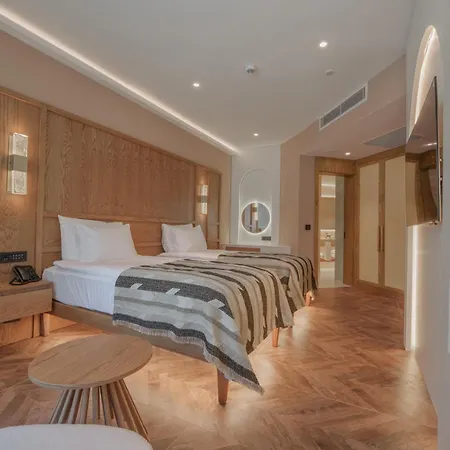 Liberty Signa 5* فتحية