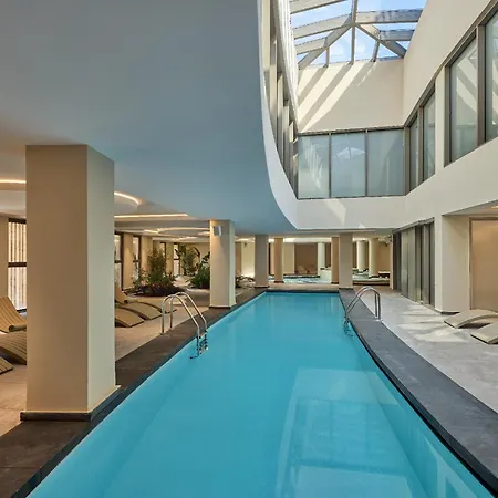 فندق Liberty Signa 5*