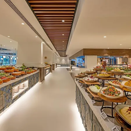 فندق Liberty Signa 5*