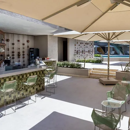 فندق Liberty Signa 5*